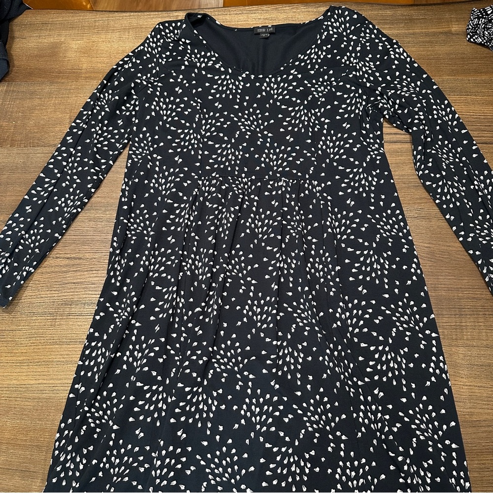 Elegant Black and White Patterned Dress